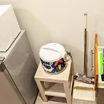 Cottonwood Midcentury Apartment At Majesty 811